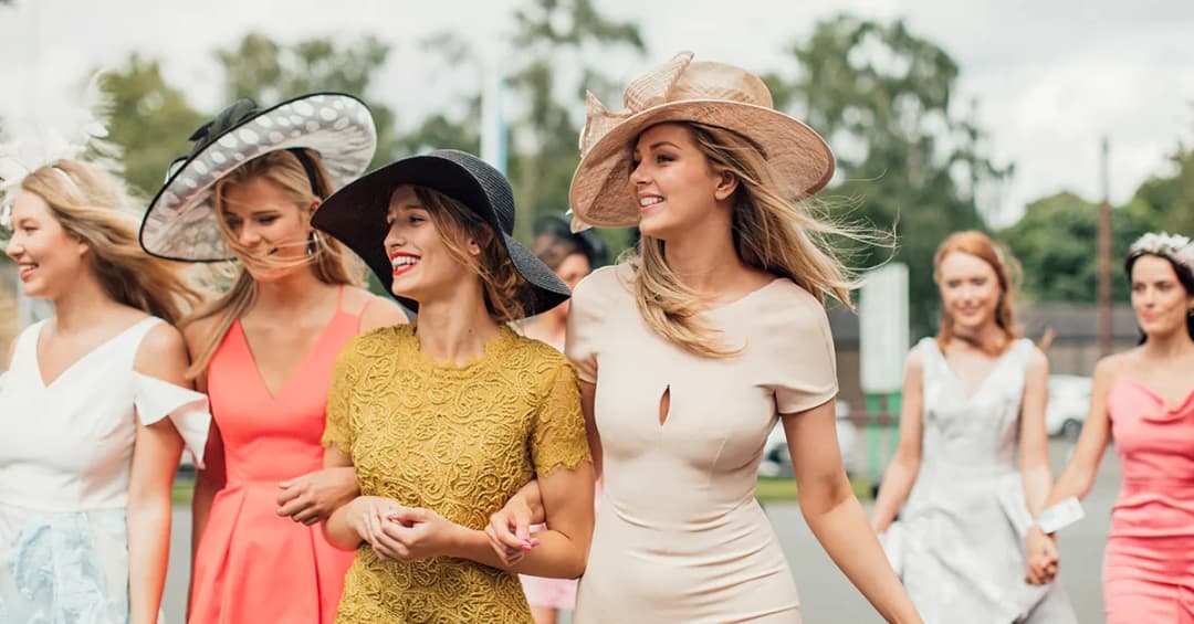 Co ubrać na poprawiny jako gość? Stylizacje, które wyróżniają się elegancją